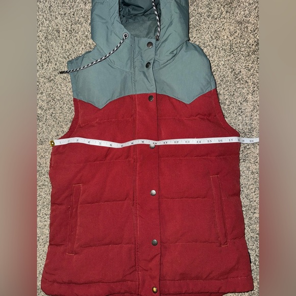 Rare Patagonia Vest - Picture 8 of 9